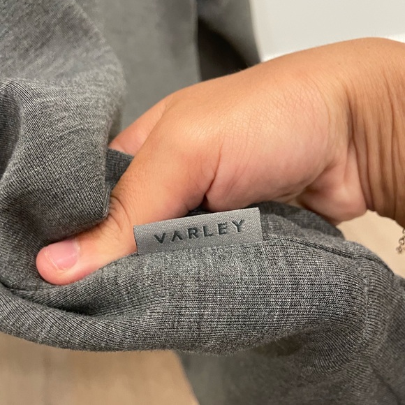 NWOT Varley long sleeve race - Picture 7 of 9